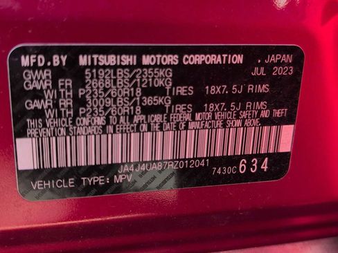 Used 2024 Mitsubishi Outlander ES image 34