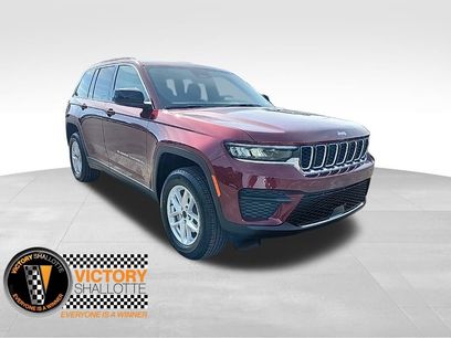 New 2025 Jeep Grand Cherokee Laredo