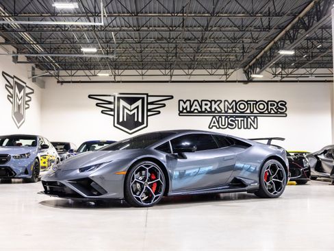 Used 2021 Lamborghini Huracan EVO RWD image 1