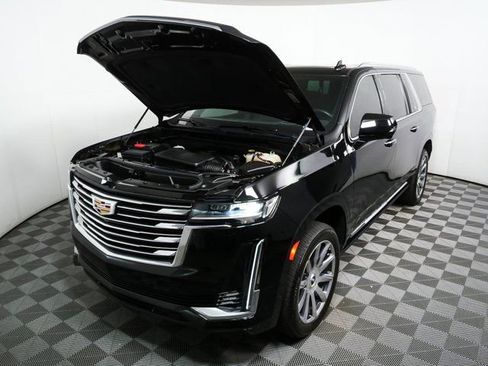 Used 2023 Cadillac Escalade ESV Premium Luxury Platinum image 31
