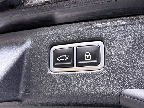 Used 2023 Kia Sorento EX image 8