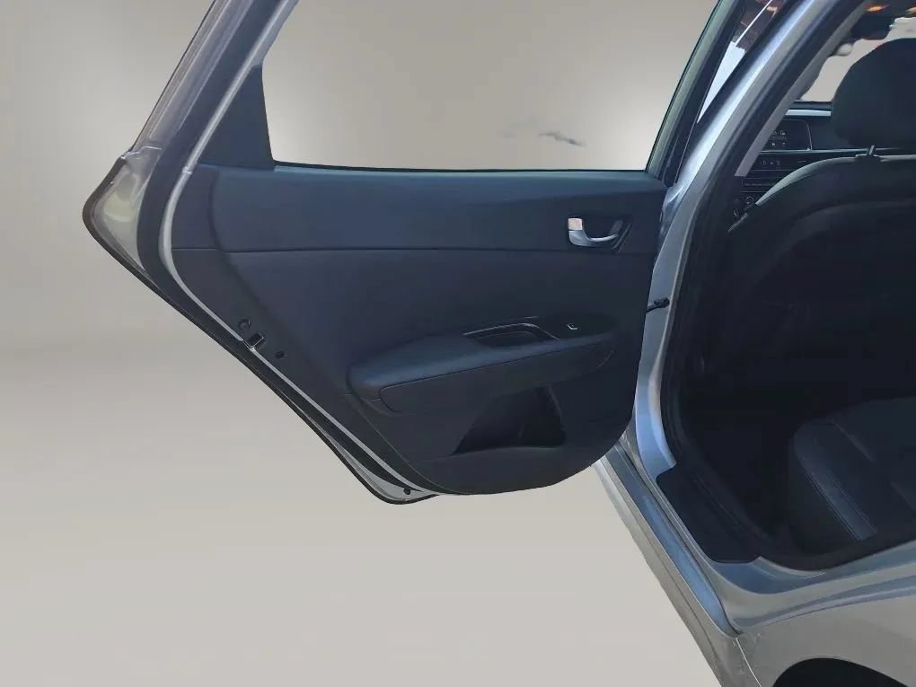 Used 2018 Kia Optima EX FWD image 42