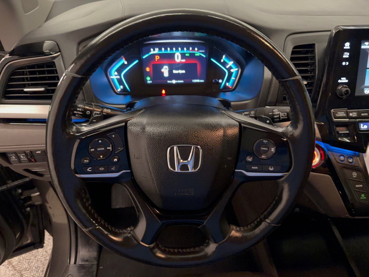 Used 2018 Honda Odyssey Elite image 10