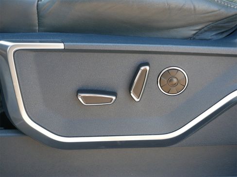 Certified 2022 Ford F150 Limited image 13