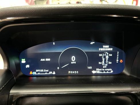 Used 2021 Lincoln Nautilus AWD image 20