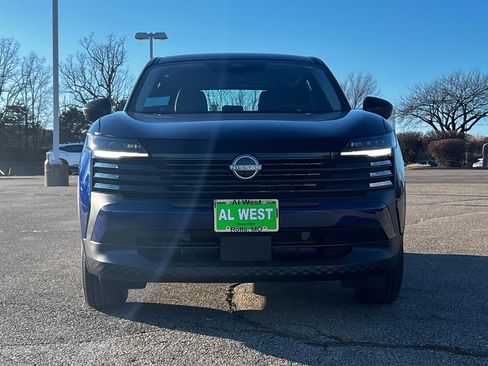 New 2026 Nissan Kicks S image 3