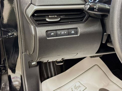 Used 2024 Nissan Altima 2.5 S image 10