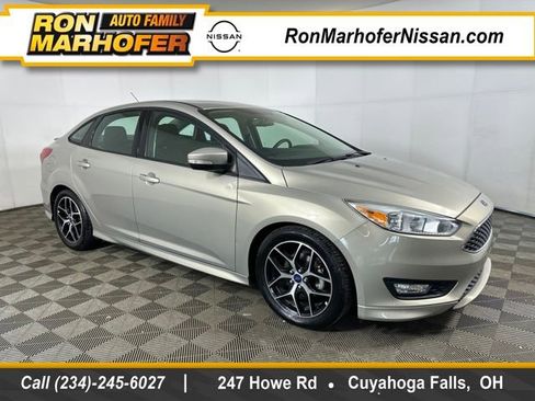 Used 2015 Ford Focus SE w/ SE Sport Package image 1