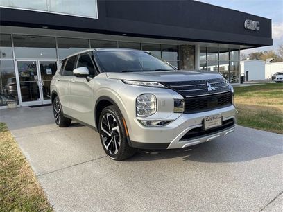 Used 2024 Mitsubishi Outlander SE Black Edition