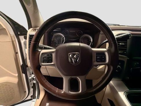 Used 2017 RAM 2500 Laramie w/ Convenience Group image 10