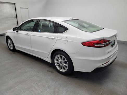 Used 2020 Ford Fusion SE image 3