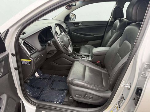 Used 2018 Hyundai Tucson Limited w/ Ultimate Package 02 FWD image 10