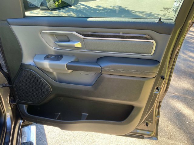 Used 2023 RAM 1500 Big Horn AWD/4WD image 35