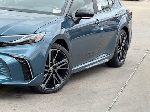 Used 2026 Toyota Camry XSE image 3