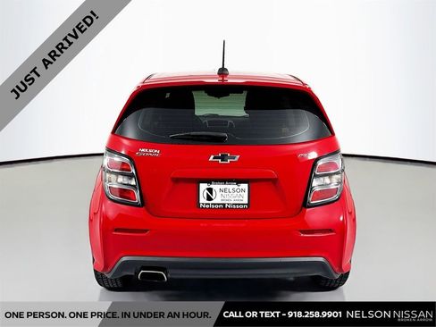 Used 2020 Chevrolet Sonic LT image 6