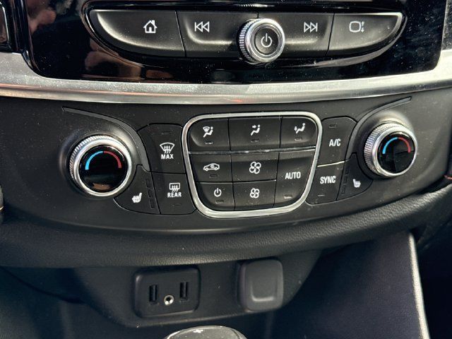 Used 2019 Chevrolet Traverse LT w/ LT Premium Package AWD/4WD image 28