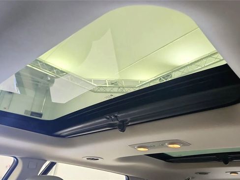 Used 2014 Buick Enclave Leather image 23