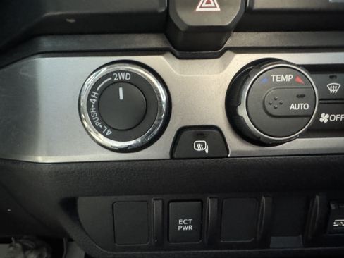 Certified 2023 Toyota Tacoma SR AWD/4WD image 37