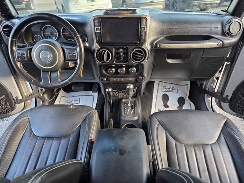 Used 2015 Jeep Wrangler Unlimited Sport AWD/4WD image 32