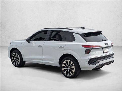 New 2026 Audi Q3 quattro 2.0T AWD/4WD image 7