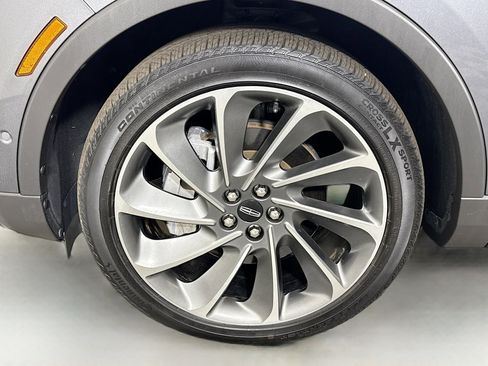 Used 2021 Lincoln Nautilus Reserve w/ Equipment Group 202A image 38