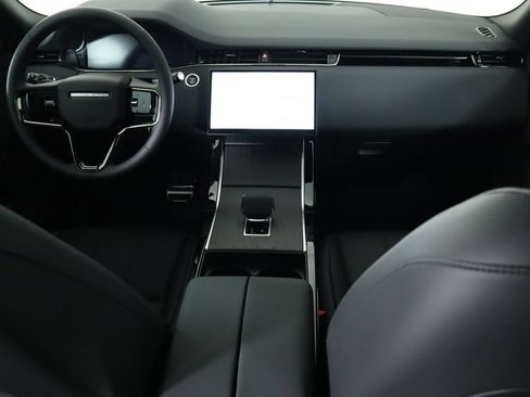 Used 2025 Land Rover Range Rover Evoque Dynamic SE AWD/4WD image 14