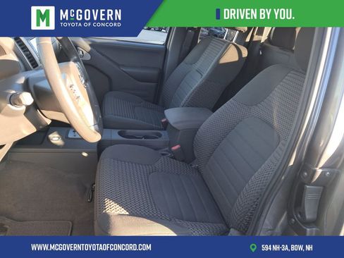 Used 2021 Nissan Frontier SV image 11