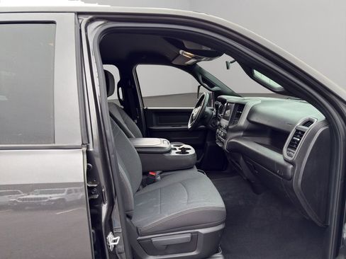 Used 2024 RAM 3500 Tradesman w/ Chrome Appearance Group image 15