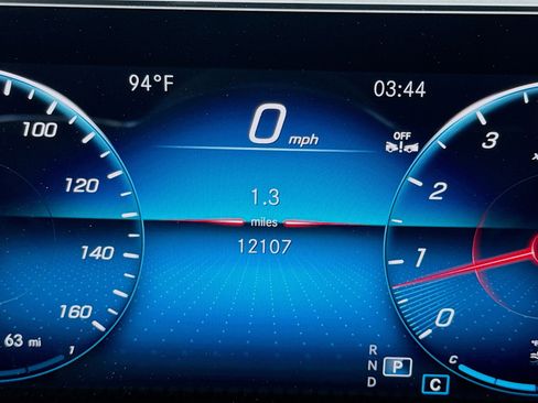 Used 2023 Mercedes-Benz CLA 250 w/ Premium Package image 8