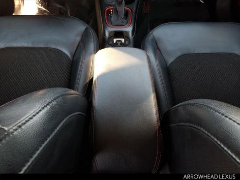 Used 2018 Jeep Compass Trailhawk w/ Navigation Group image 32