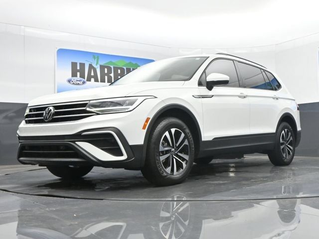 Used 2023 Volkswagen Tiguan S FWD image 24