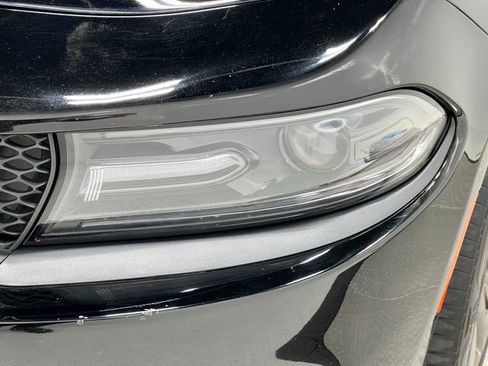 Used 2016 Dodge Charger SRT w/ Technology Group image 33