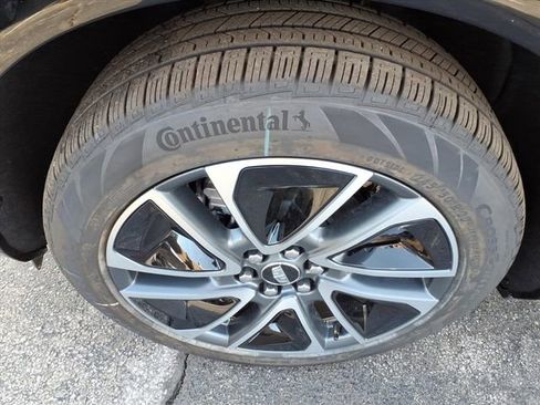 New 2026 Cadillac Optiq Sport 1 image 12