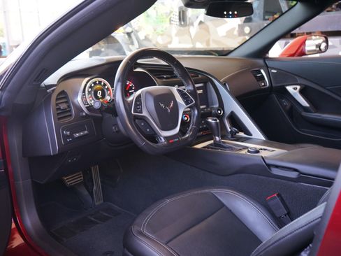 Used 2017 Chevrolet Corvette Z06 RWD image 13