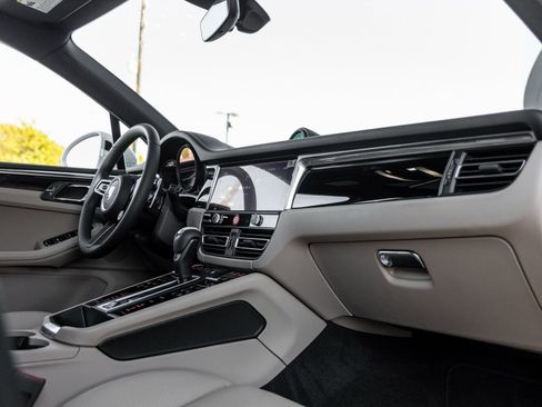 New 2026 Porsche Macan S AWD/4WD image 46