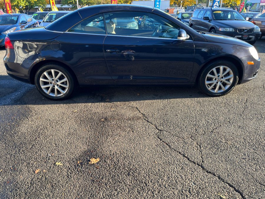 Used 2007 Volkswagen Eos 2.0T FWD image 4
