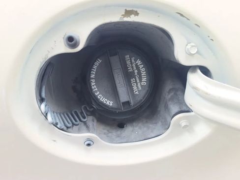 Used 2006 Ford Taurus SE FWD image 28