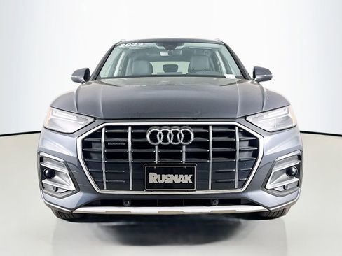 Used 2023 Audi Q5 Premium w/ Convenience Package AWD/4WD image 2
