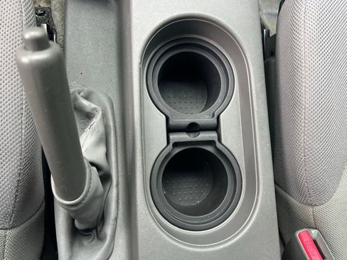 Used 2013 Nissan Frontier S w/ S Preferred Pkg RWD image 29