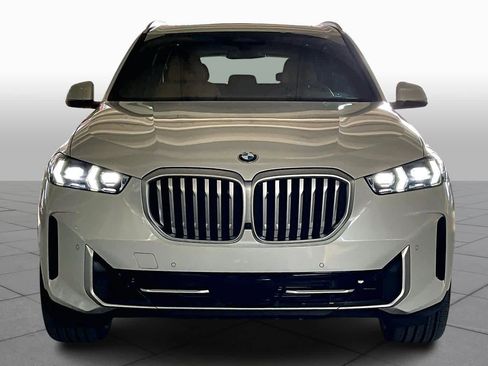 Certified 2026 BMW X5 sDrive40i image 3