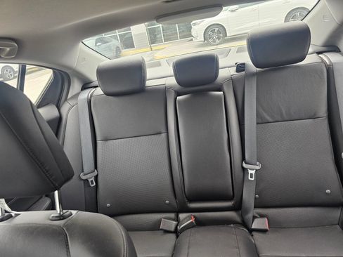 Used 2018 Acura ILX FWD image 9