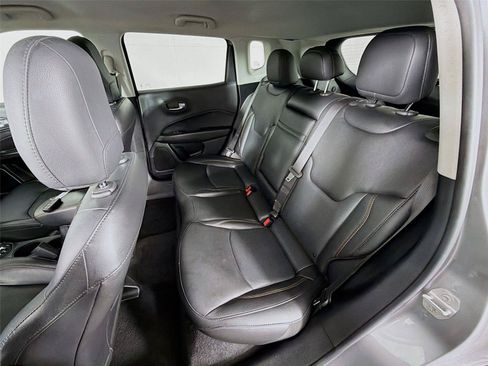 Used 2019 Jeep Compass Limited AWD/4WD image 25