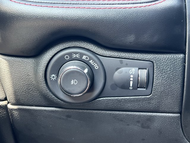 Used 2023 Dodge Durango R/T AWD/4WD image 31