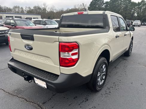 New 2025 Ford Maverick XLT w/ Equipment Group 302A image 2