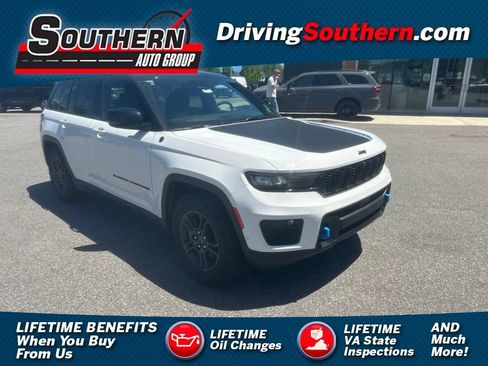 New 2024 Jeep Grand Cherokee Trailhawk w/ Advanced Protech Group II AWD/4WD image 1