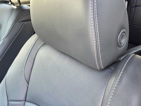 Certified 2020 Buick Enclave Essence FWD image 15