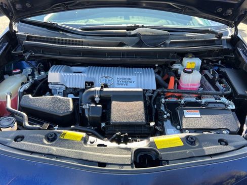 Used 2014 Toyota Prius Two image 37