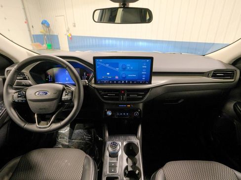 Used 2024 Ford Escape SE image 28
