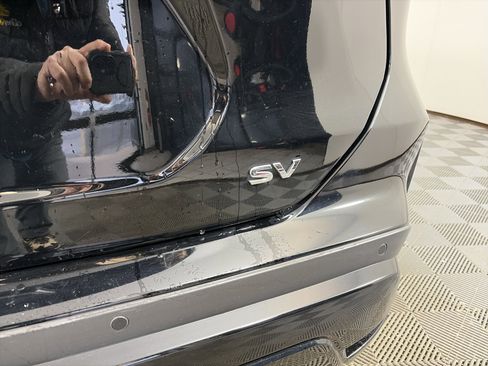 Used 2023 Nissan Kicks SV w/ Interior Electronics Package image 17