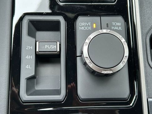 New 2026 Toyota Tundra Platinum AWD/4WD image 38
